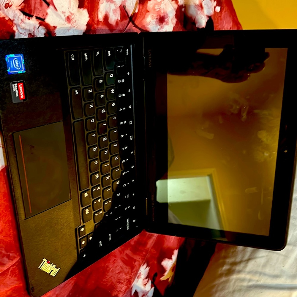 Lenovo Yoga 11e Chromebook 2-in-1